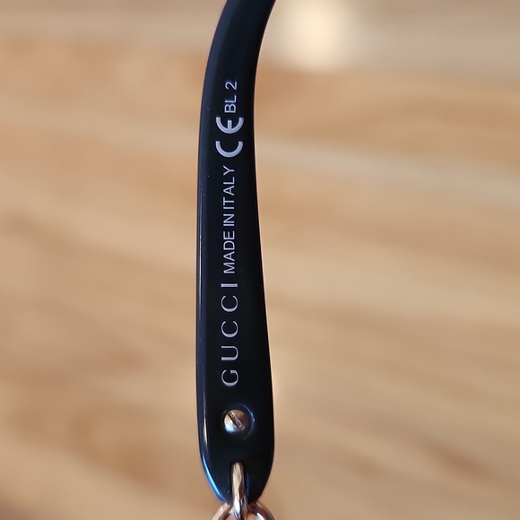 Gucci Sunglasses - Picture 3 of 7